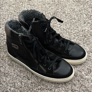 Crevo Black High-Top Sneakers with Glossy Finish